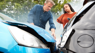 How Car Accident Lawyers Handle Cases Involving Uninsured or Underinsured Drivers